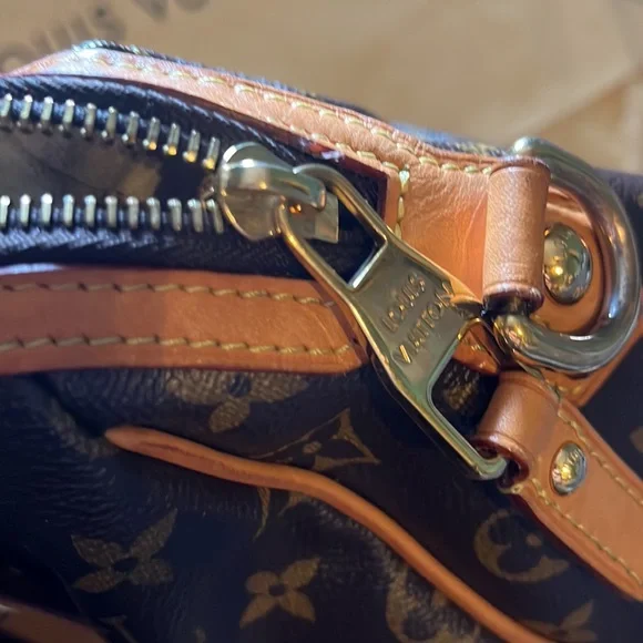 - 🔥SALE 🩷Gorgeous Authentic Louis Vuitton retiro pm monogram 🩷